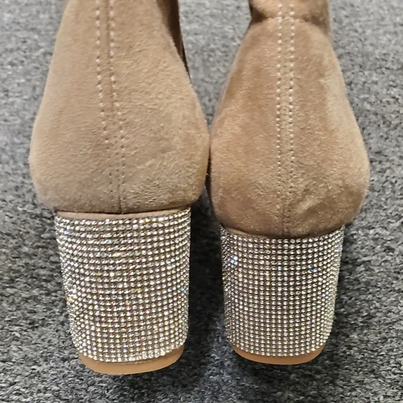 COPY - Tan bling boots - Picture 5 of 7